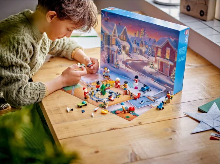 Obraz do artykułu: Kalendarz adwentowy LEGO City sprawi, że Twoje dziecko pokocha grudzień jeszcze bardziej