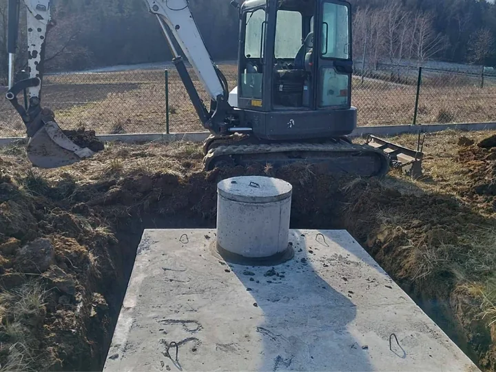 Jak wykorzystać deszczówkę w ogrodzie?