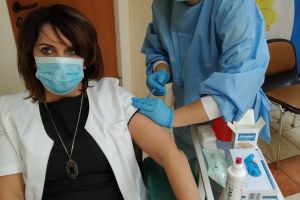 Szpital w Pionkach rozpoczął szczepienia przeciwko COVID-19