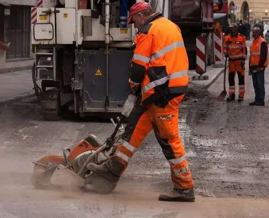 Marsz Wolności w Radomiu zakłóci ruch i kursowanie autobusów w centrum