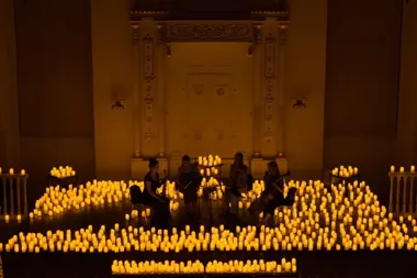 Grafika promocyjna wydarzenia Koncert przy świecach: Muzyka filmowa – Hans Zimmer i inni