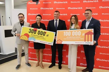 400 tys. zł dla Radomia. Szkoła i zabytkowa kapliczka przejdą remont