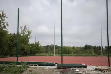 Nowe boisko na Kierzkowie nabiera kształtu. Zagrają tu w cztery sporty
