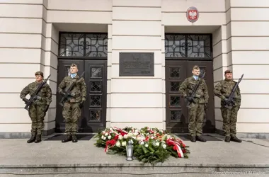Radom przygotowuje cichą rocznicę smoleńską w kilku miejscach miasta
