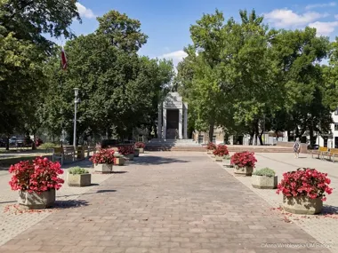 Śladami architekta modernistycznego Radomia. Bezpłatny spacer po mieście