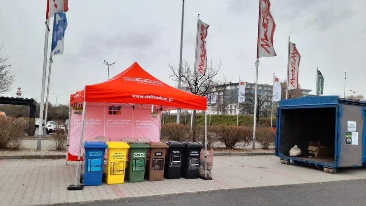 W Radomiu staną dwa mobilne punkty dla odpadów z domowych porządków