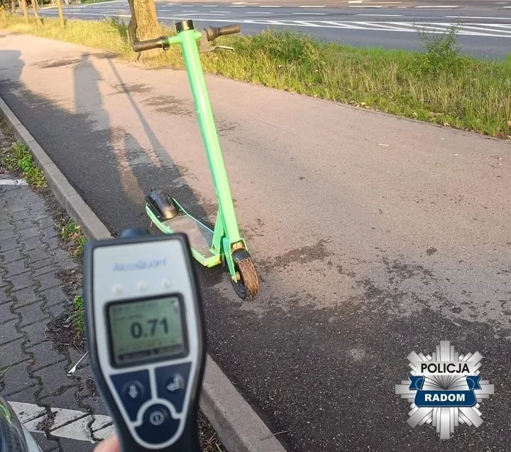 19-latek miał blisko 1,5 promila i wiózł pasażera na hulajnodze