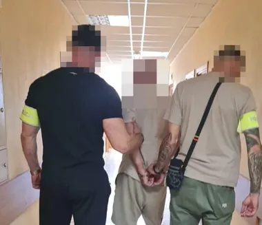 Dorobili klucze do mieszkania seniorki. W Radomiu trafili do aresztu