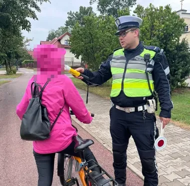 320 kontroli w Radomiu. Policjanci ujawnili około 30 wykroczeń