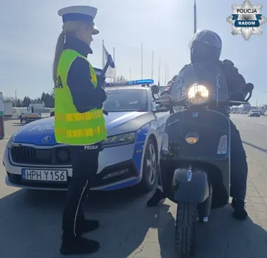 Słoneczne weekendy przyciągają motocyklistów - Policja ostrzega przed ryzykiem