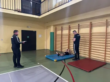 Maturzyści z Radomia stanęli do testu, który otwiera im drogę do Policji
