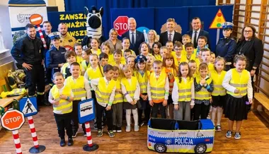 Kolejne spotkania w powiecie radomskim - dzieci uczą się, jak nie wpaść w kłopoty