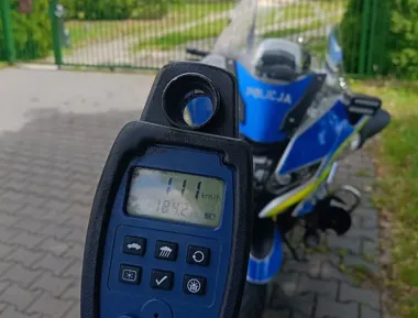 111 km/h w zabudowanym - radomska drogówka przerwała groźną jazdę
