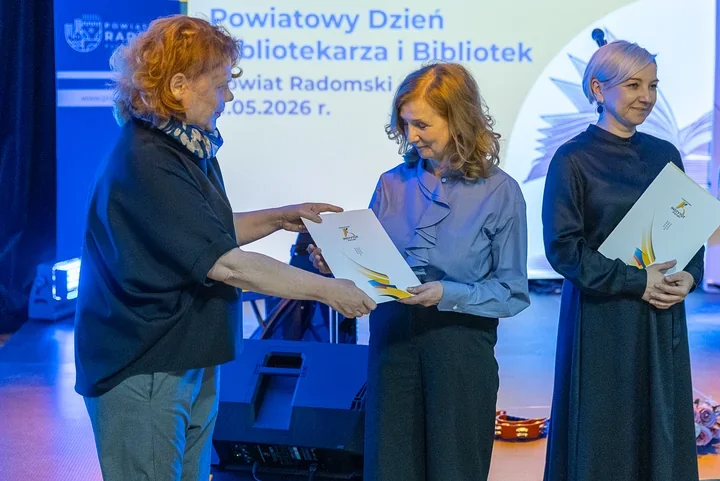 Bibliotekarze z Radomskiego świętowali z nagrodami i mocnym sygnałem