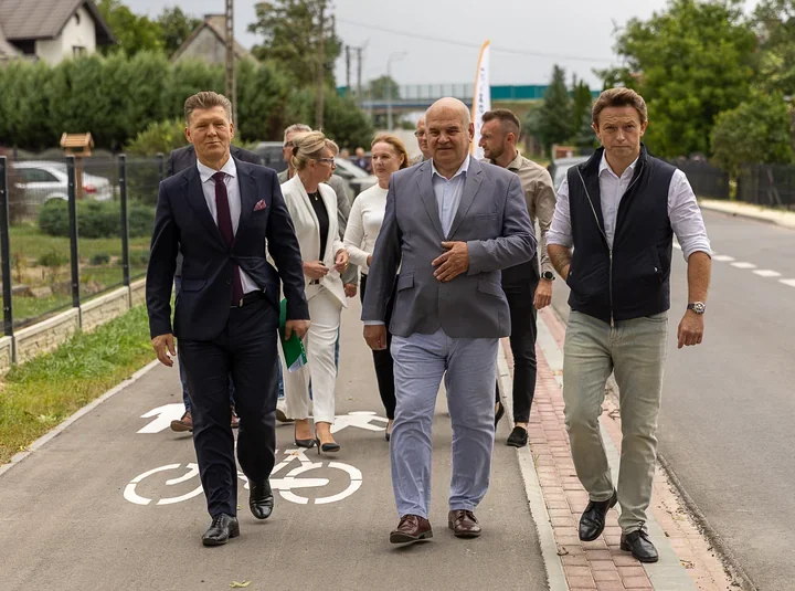 Ponad 600 metrów nowej drogi pod Iłżą. Jest też trasa dla pieszych i rowerzystów