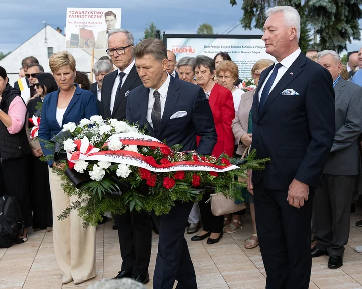 W Trablicach odsłonięto popiersie ks. Romana Kotlarza. Pamięć o nim trwa