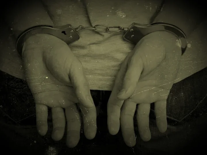 Zwykła kontrola parkowania wyłapała dwóch kierowców bez uprawnień